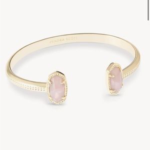 Elton gold cuff bracelet in rose quartz